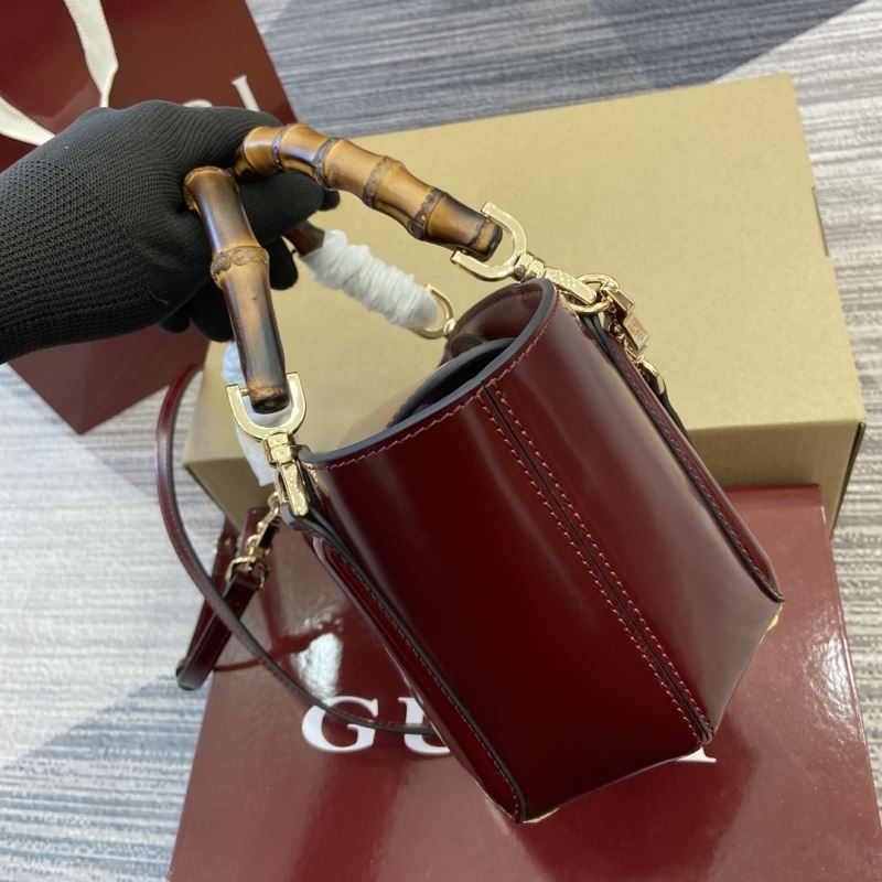 Gvc*1 tote bags